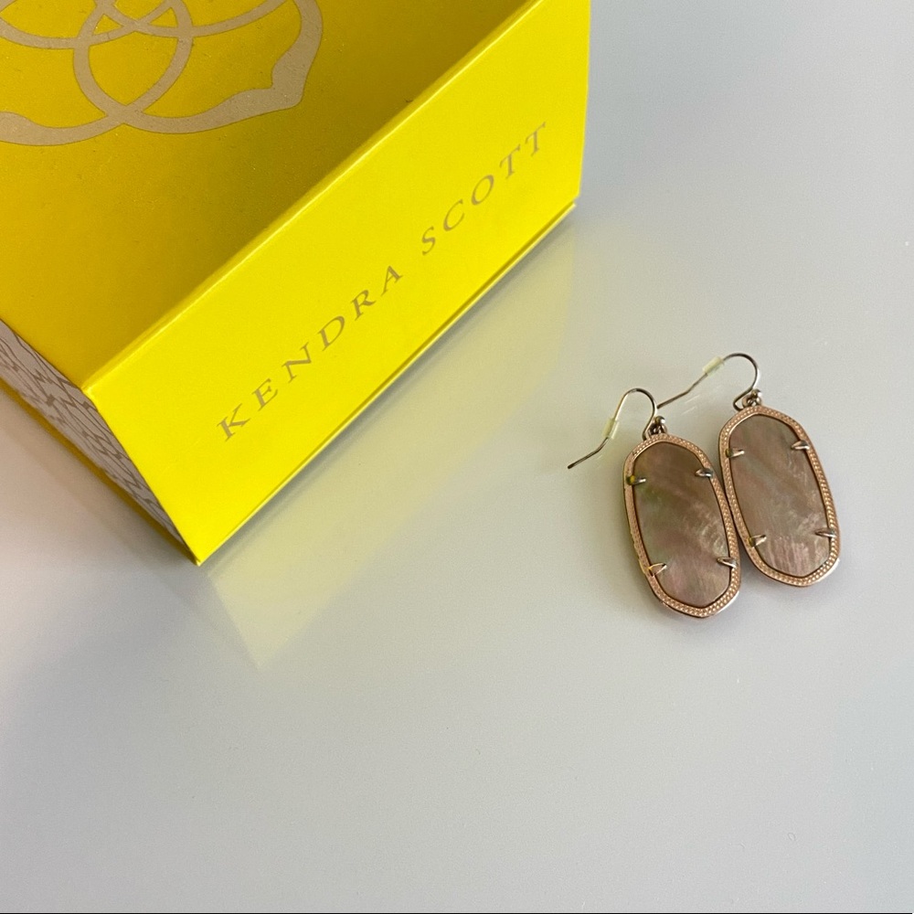 Kendra Scott Elle Earrings